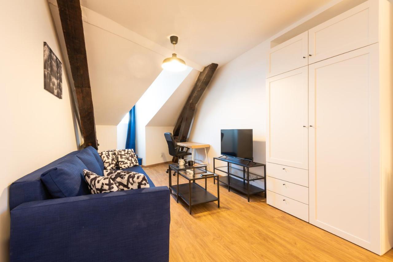 Appartement Coeur De Ville - Au Calme - Wifi - Four, Lave-Seche Linge Pau Exterior foto