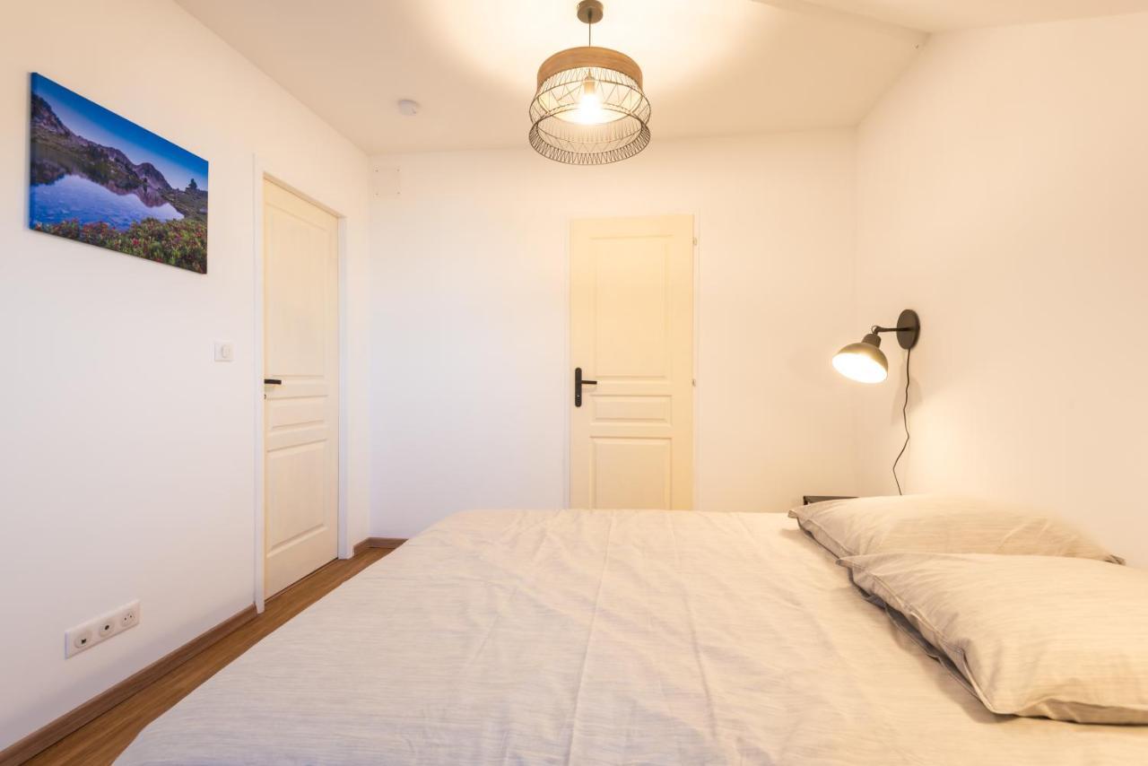 Appartement Coeur De Ville - Au Calme - Wifi - Four, Lave-Seche Linge Pau Exterior foto