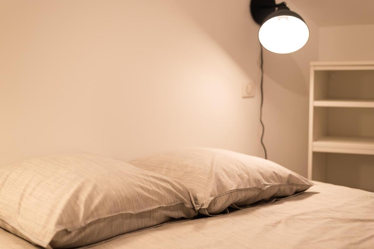 Appartement Coeur De Ville - Au Calme - Wifi - Four, Lave-Seche Linge Pau Exterior foto